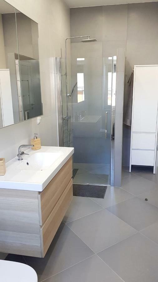Apartament Paderewskiego 12M2 Świnoujście Buitenkant foto